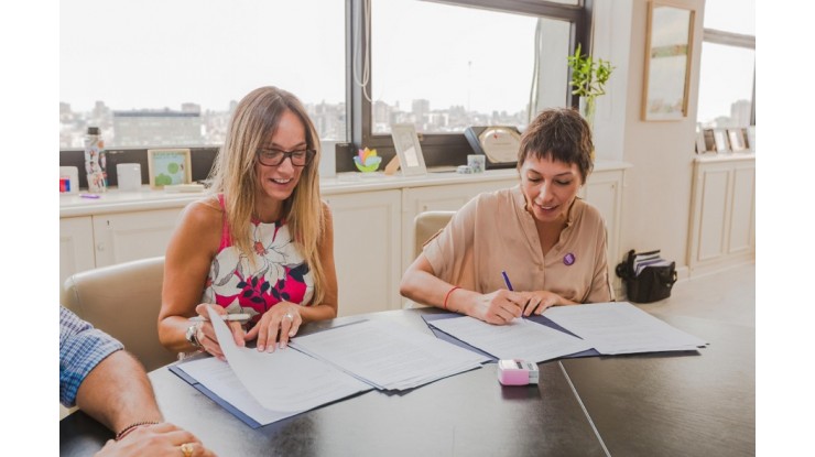 Malena Galmarini se reunió con Mayra Mendoza